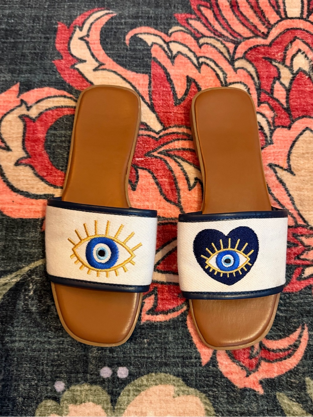 4/$20 💫 🧿 Evil Eye Slide Sandals Size 7